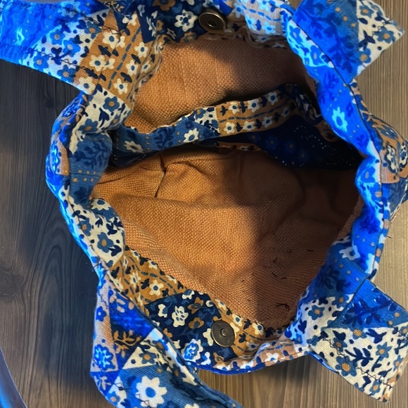 Patchwork Quilted Blue & Tan Small Shoulder Bag - Picture 4 of 9